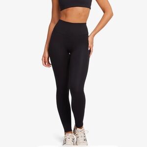 NWT CSB serenity scrunch leggings